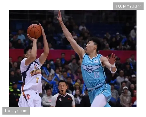 J1联赛最佳射手新鲜出炉，新星崭露头角引领进攻新风潮