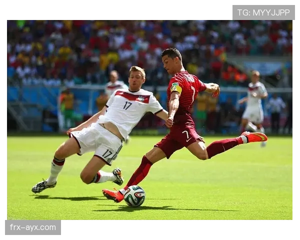 亚洲杯金球奖得主闪耀赛场，助球队勇夺冠军引瞩目